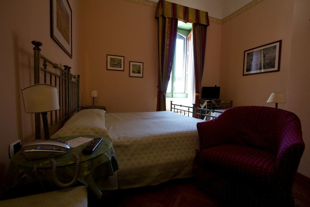 Hotel Posta Συρακούσες Εξωτερικό φωτογραφία