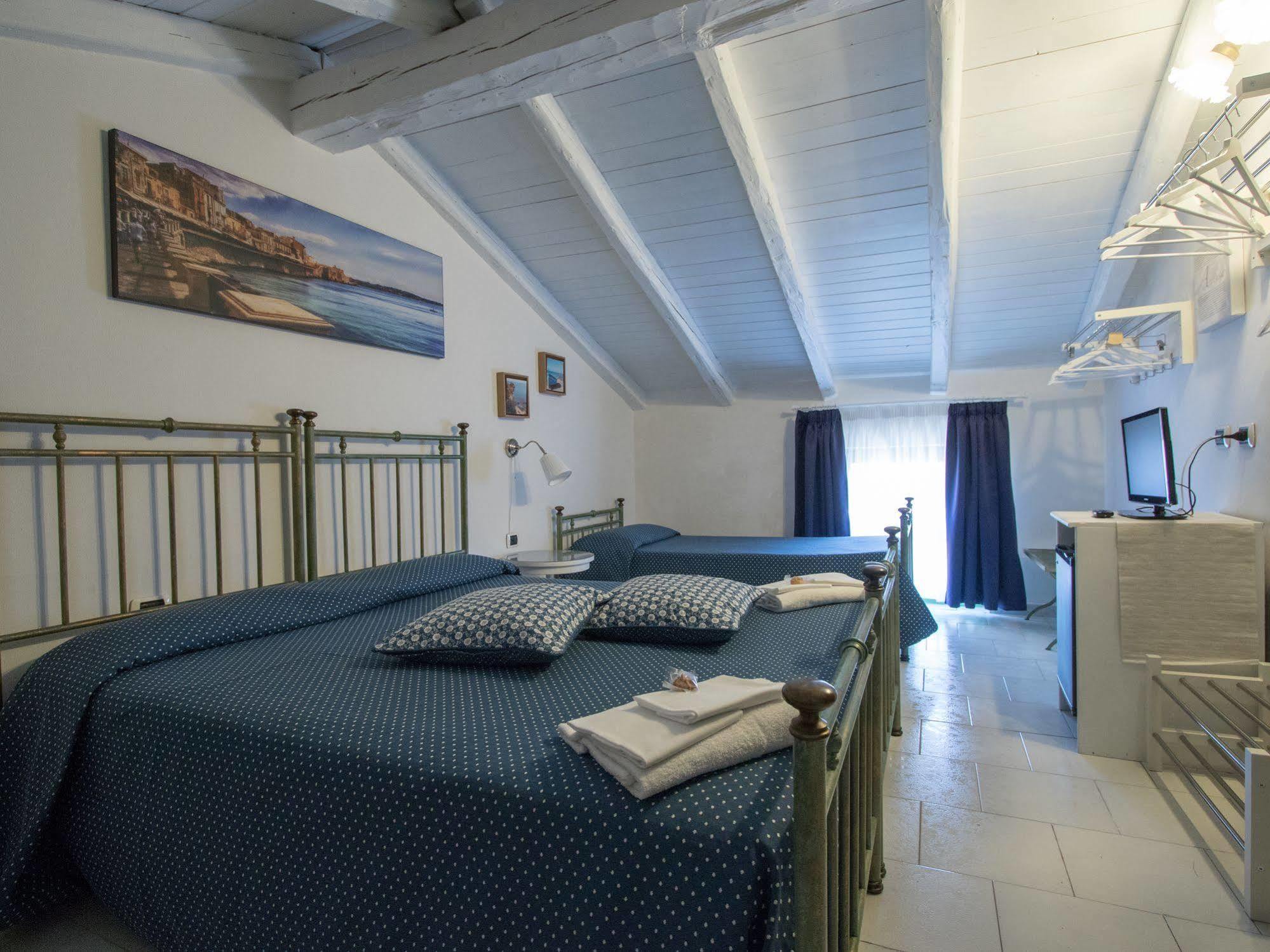 Hotel Posta Συρακούσες Εξωτερικό φωτογραφία