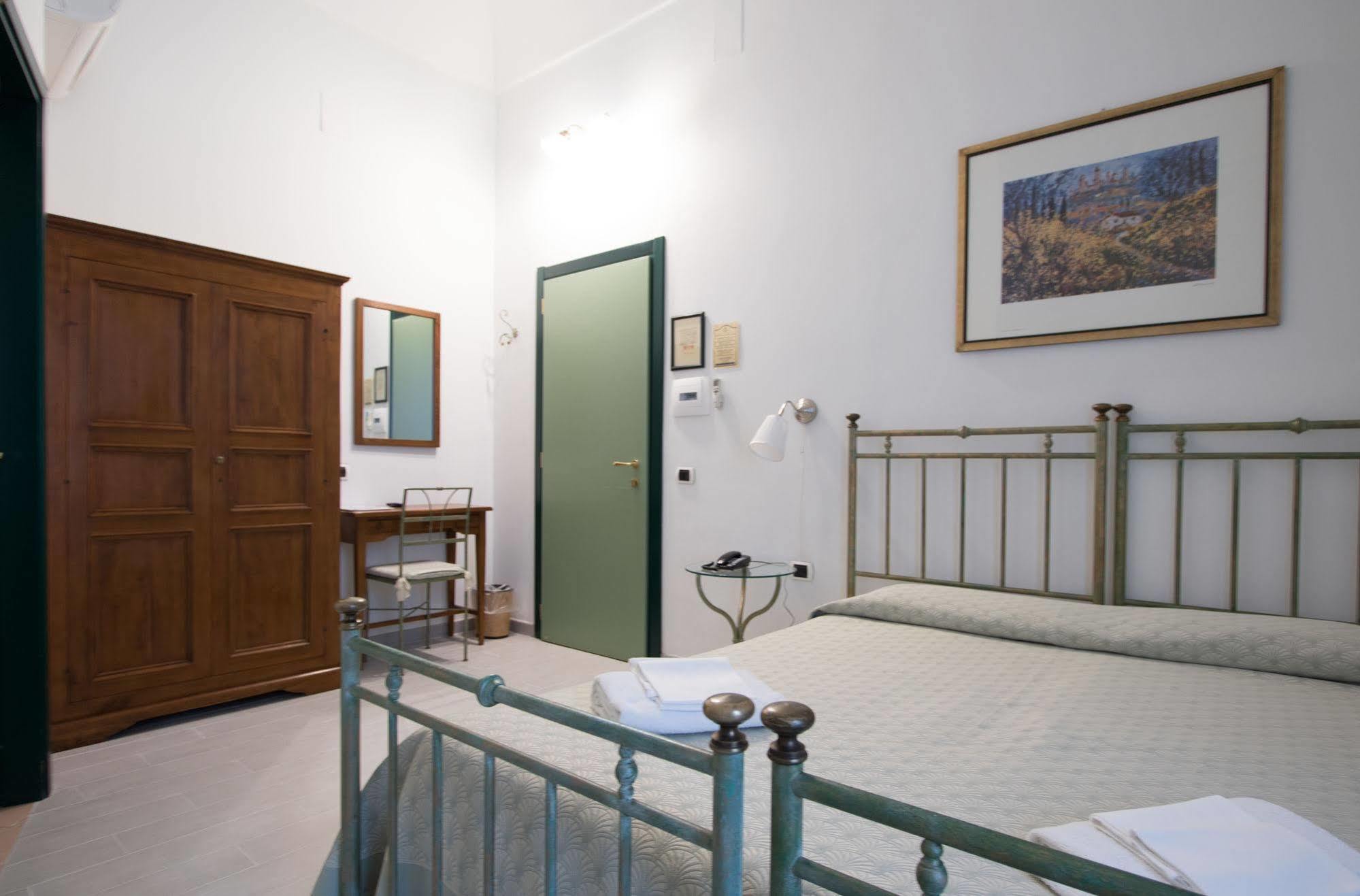 Hotel Posta Συρακούσες Εξωτερικό φωτογραφία